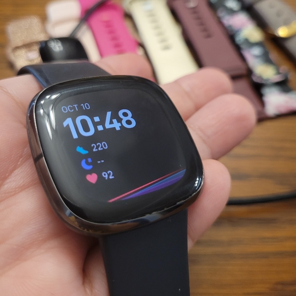 Fitbit Sense - Picture 3 of 5